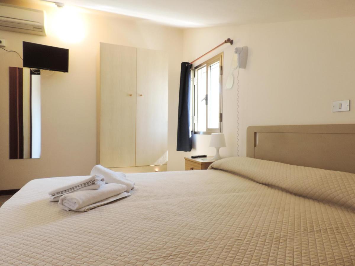Hotel Saturno ليدو دي يسولو المظهر الخارجي الصورة